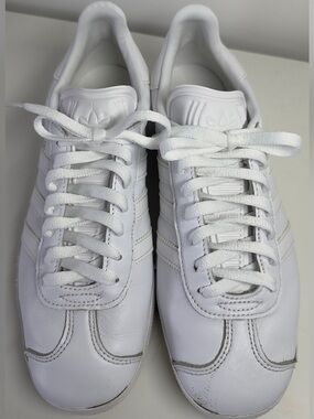 Adidas Gazelle White Leather Sneakers – Size US 8.5 / EU 42